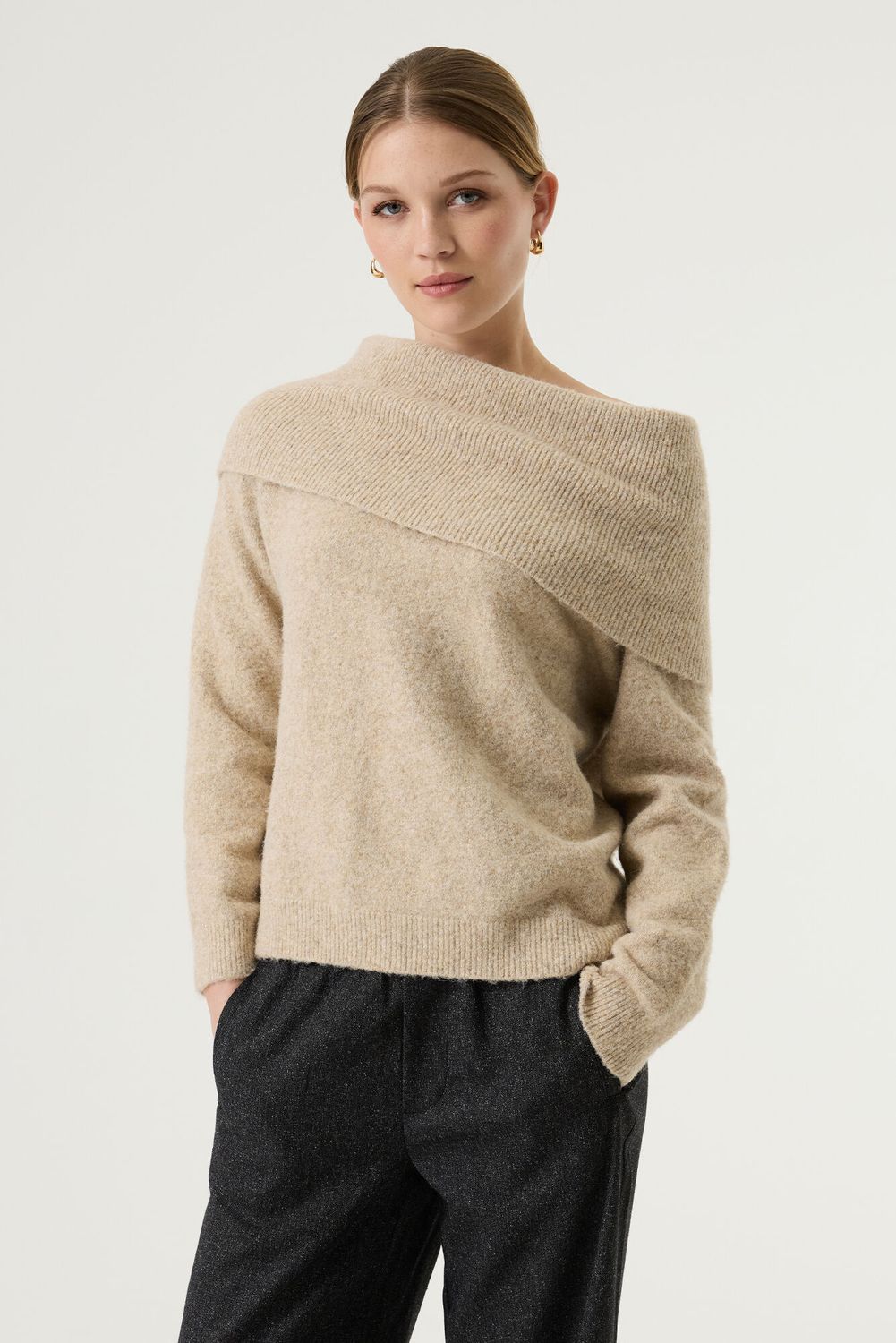 Garcia Chandail tricot manches longues avec gros col surdimensionné sand taupe W260046