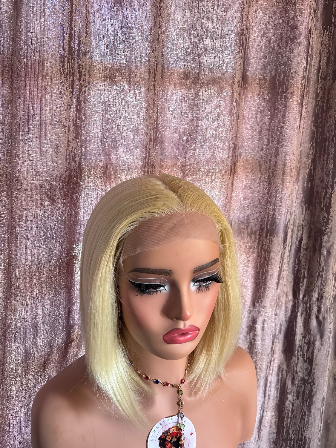 Nina Glueless Bob