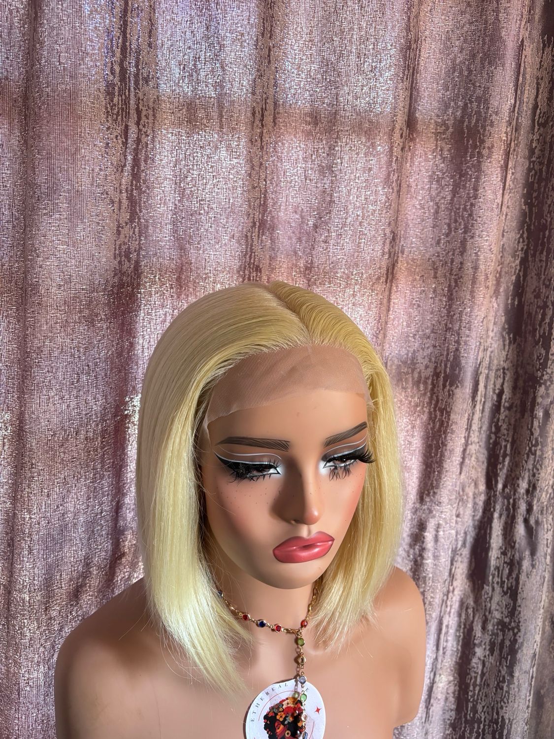Nina Glueless Bob