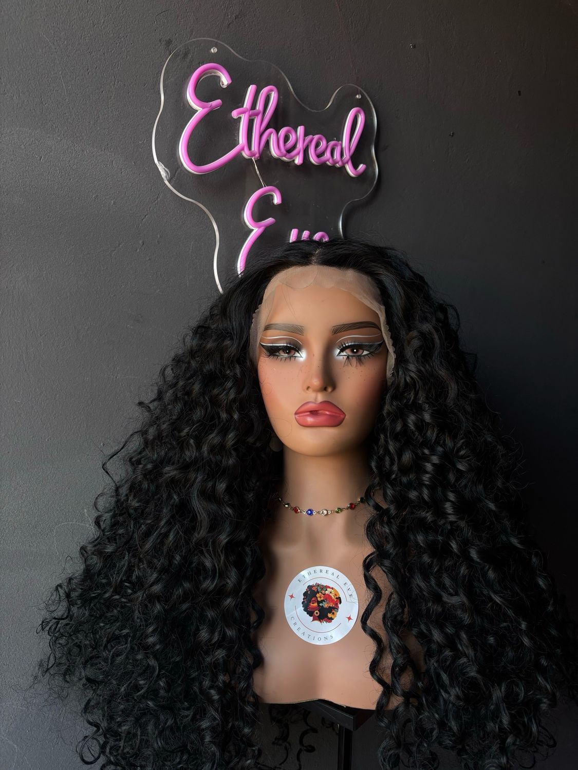 Obsidian Curls