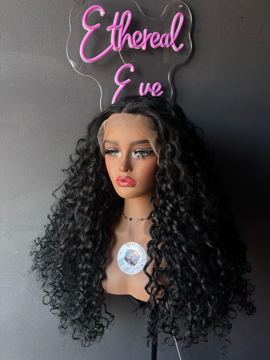 Obsidian Curls