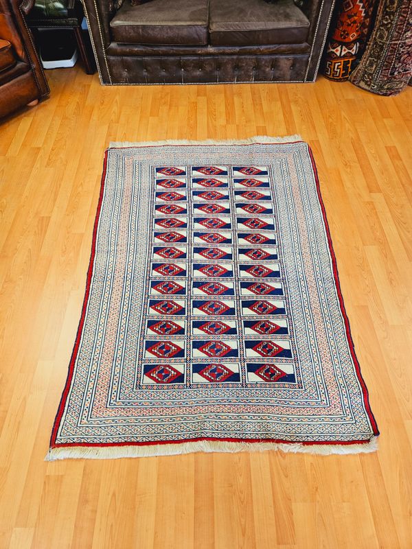 Oosters Handgeknoopt Tapijt