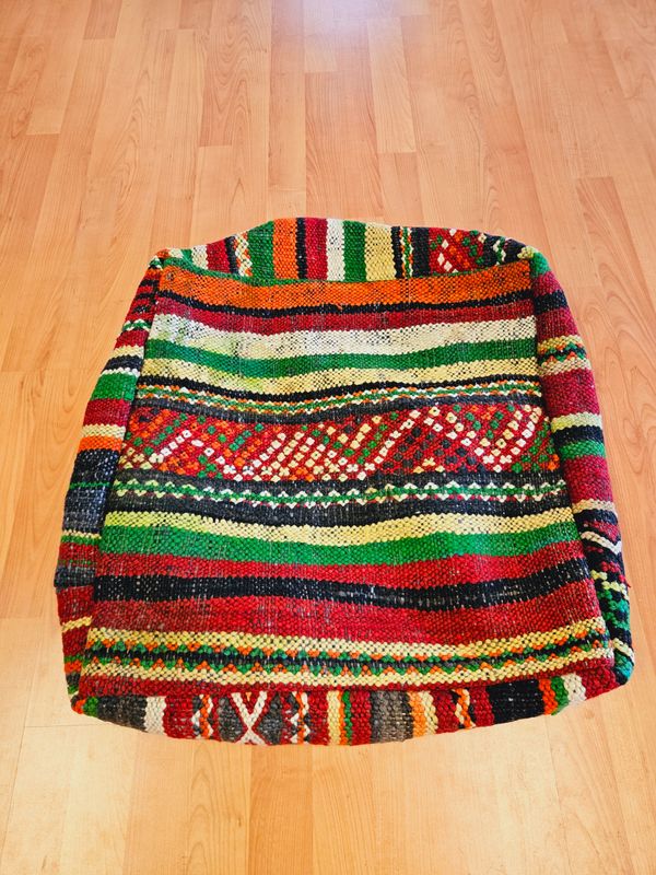 Handgeknoopte Berber Poef