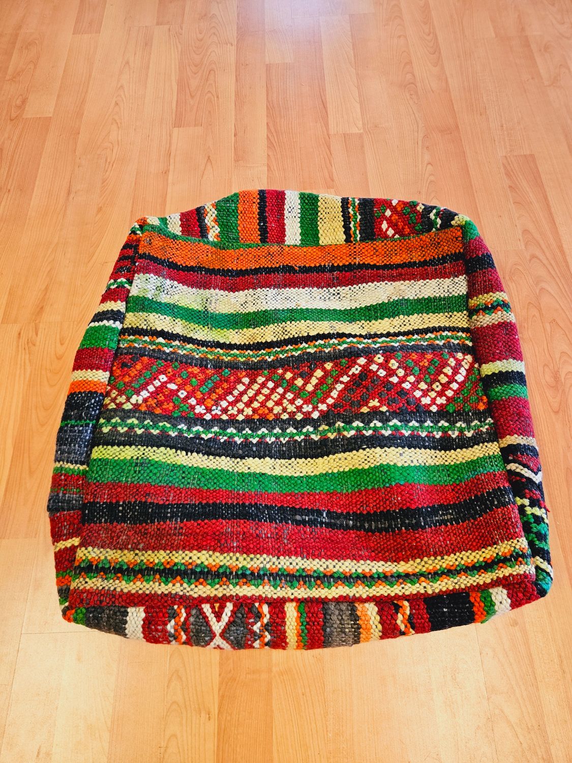 Handgeknoopte Berber Poef