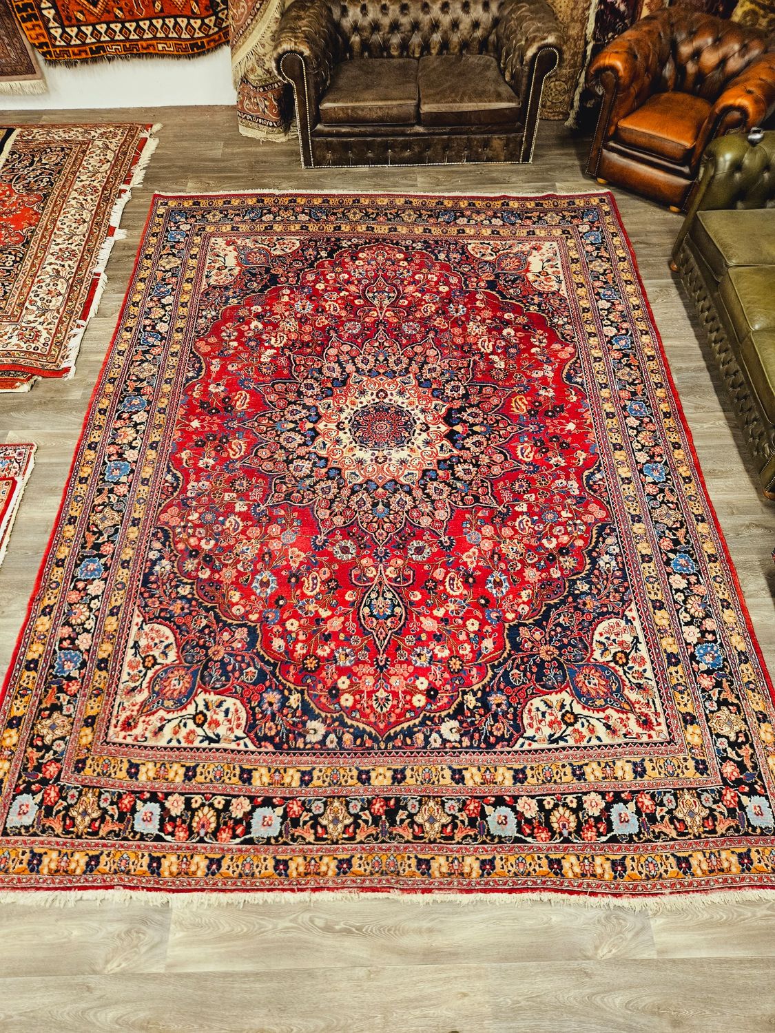 Perzisch Handgeknoopt Meshed Tapijt