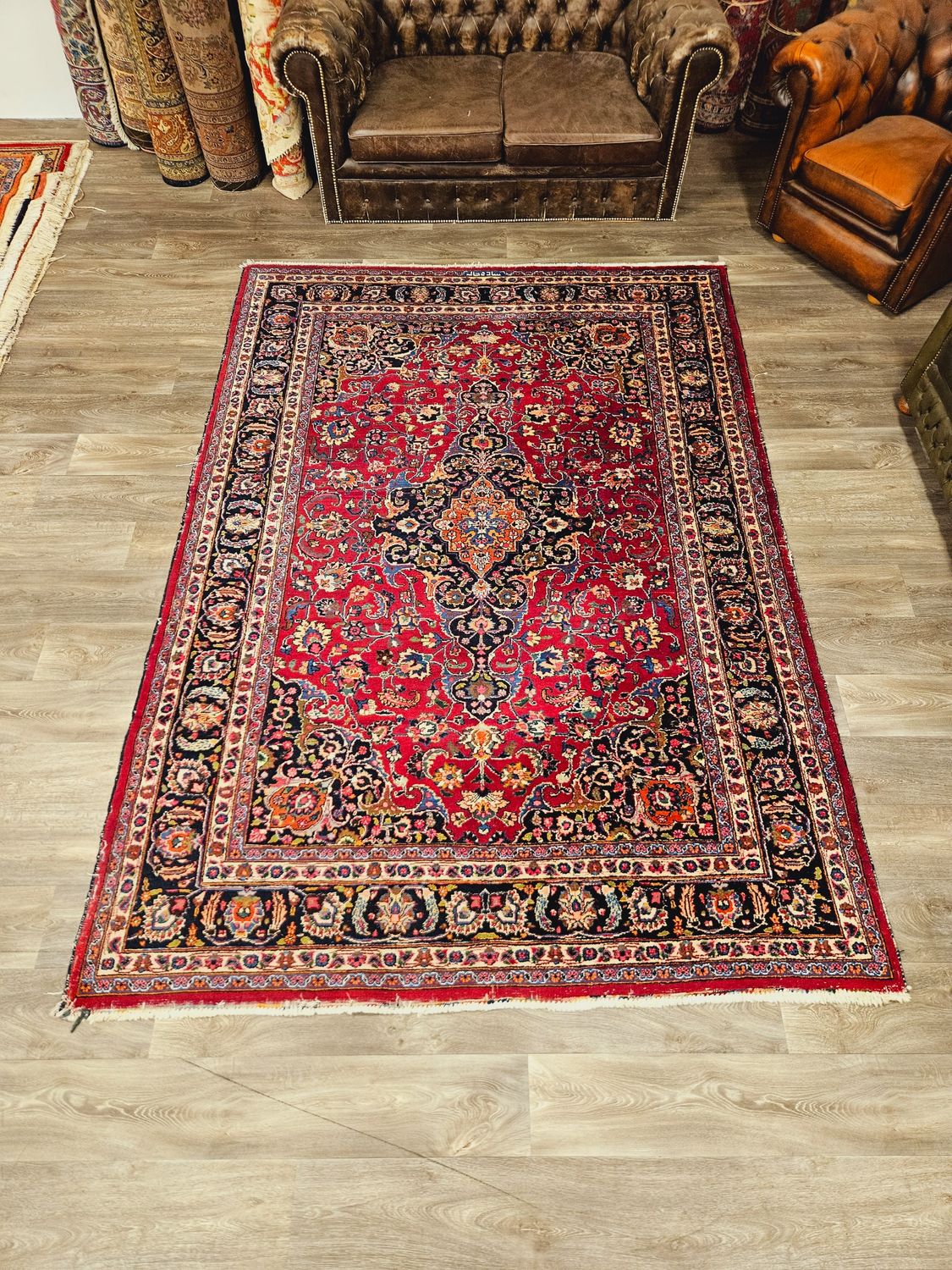 Perzisch Handgeknoopt Meshed Tapijt