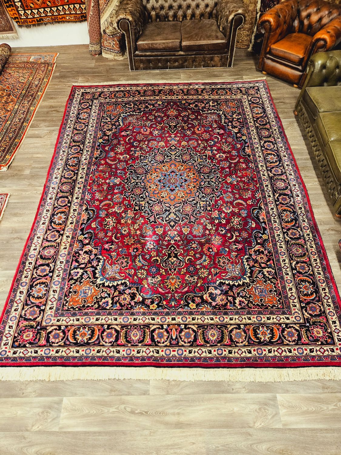 Perzisch Handgeknoopt Meshed Tapijt