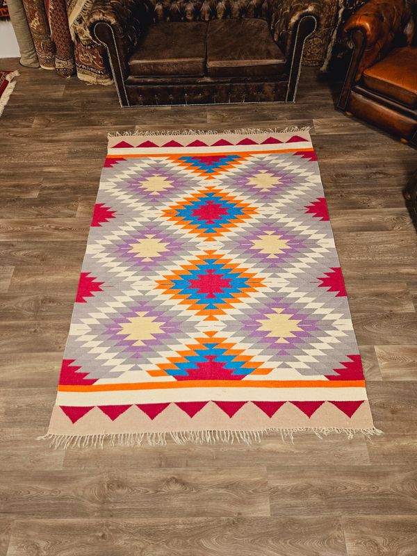 Handgeweven Kelim Tapijt