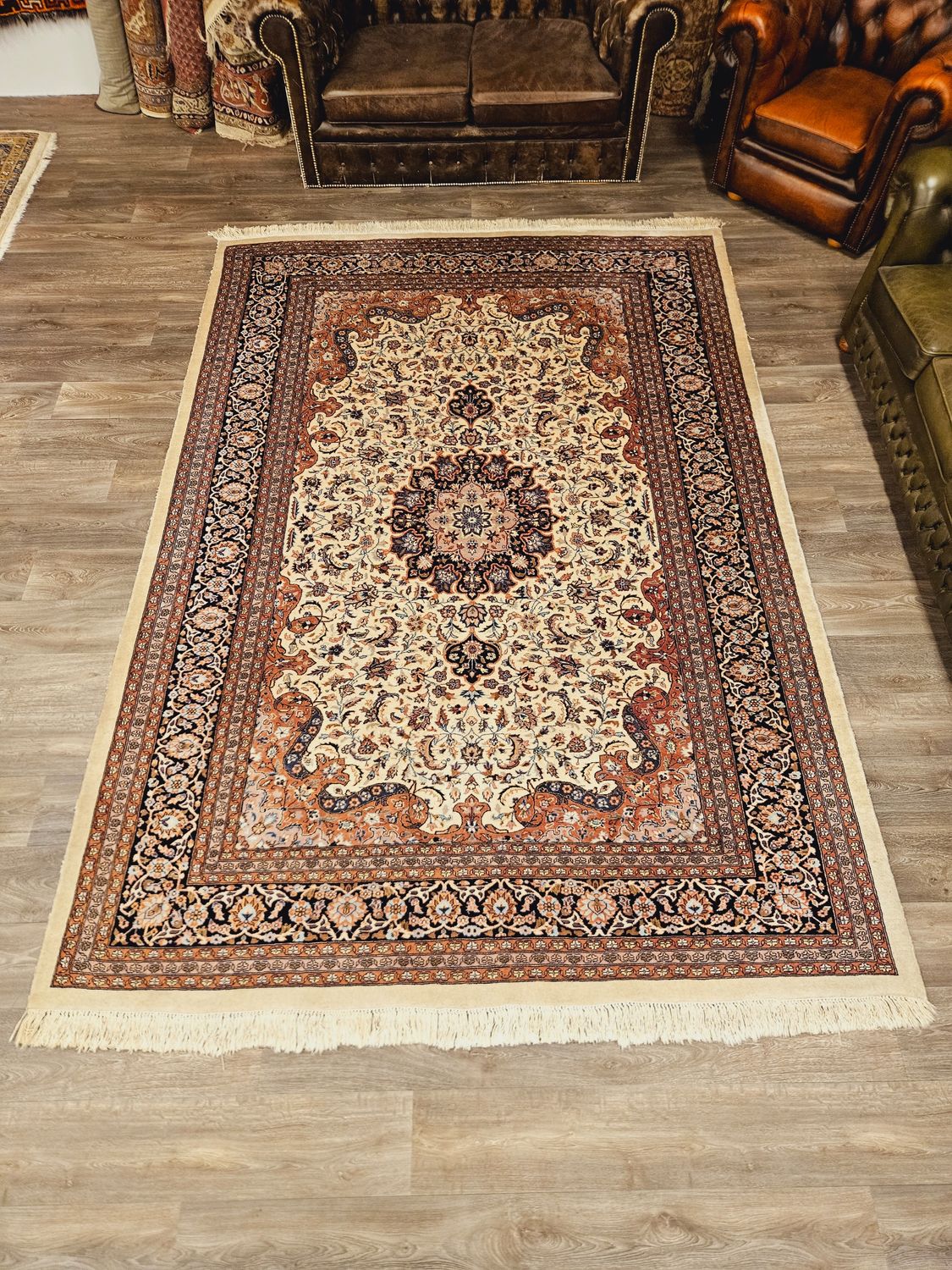 Perzisch Handgeknoopt Tapijt