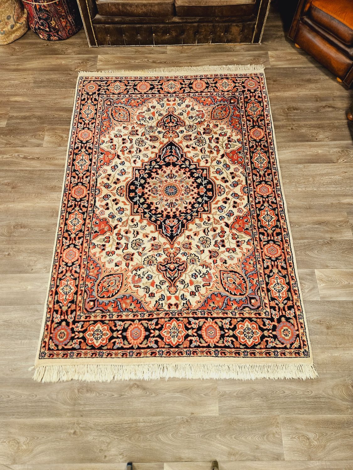 Perzisch Handgeknoopt Tapijt