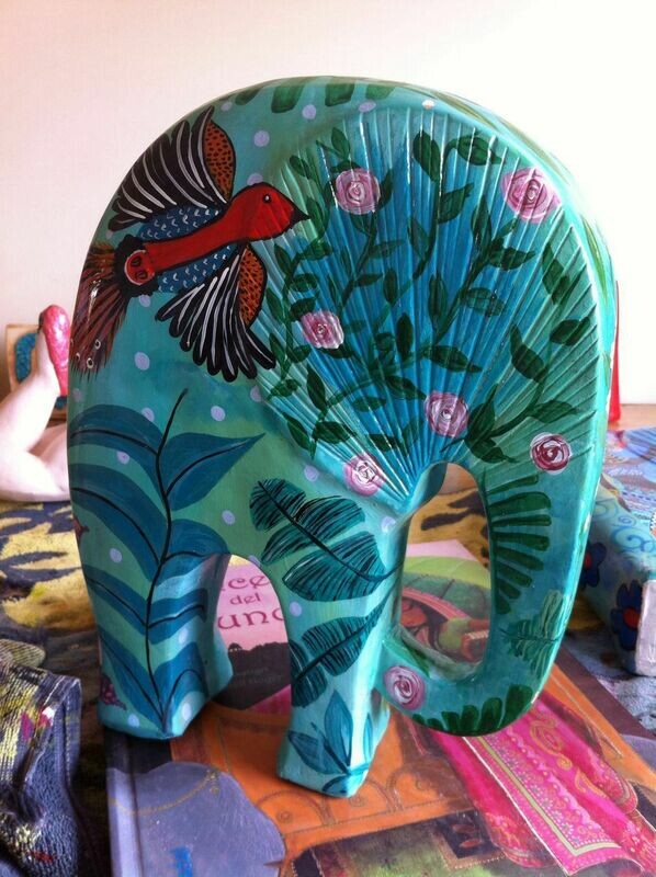 Elefante ziña pintado a mano 