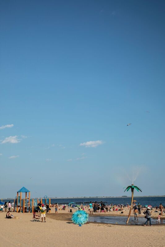 "Plastic beach", Coney Island, USA