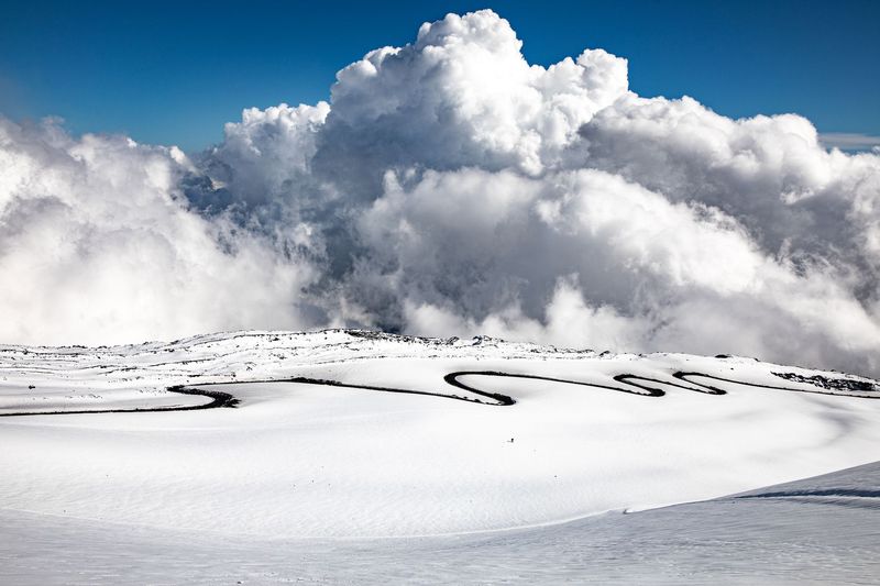 "Les lacets de l’âme, vers l’éternité du volcan", Etna, Sicile