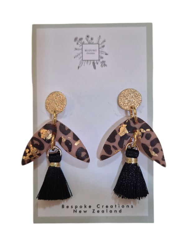Leopard tassle
