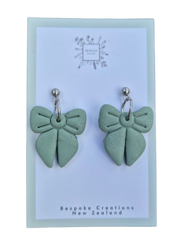 Sage bows