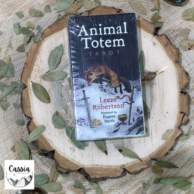 Animal Totem Tarot by Leeza Robertson