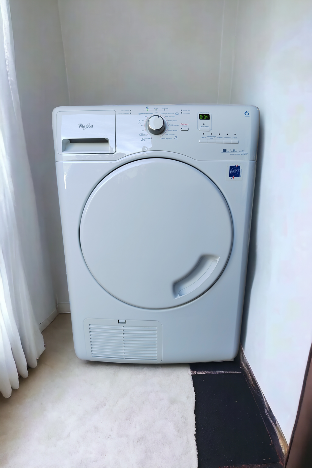 Séche-linge frontale à condensation WHIRPOOL 6éme sens 9 kilos