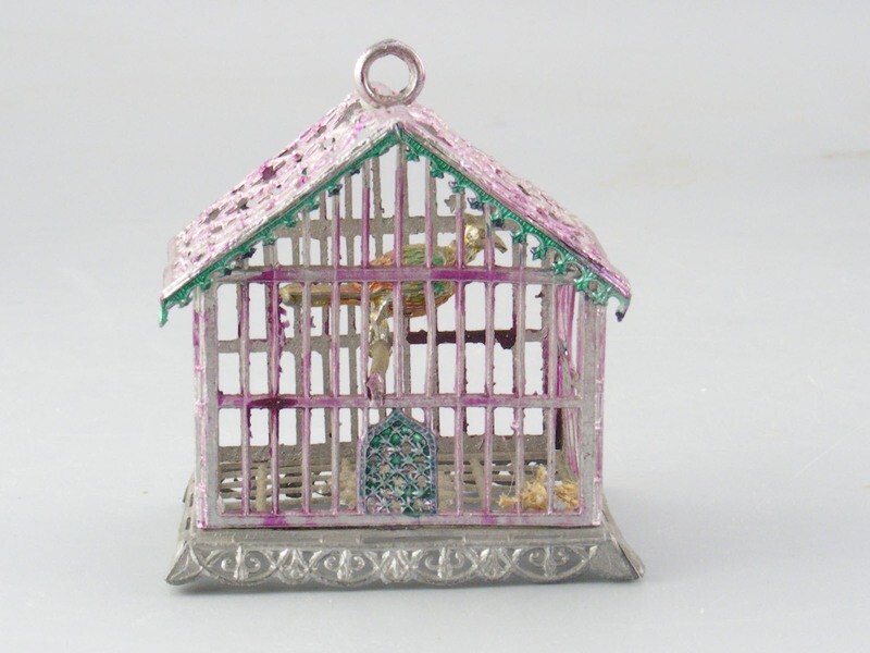 Soft Metal Birdcage