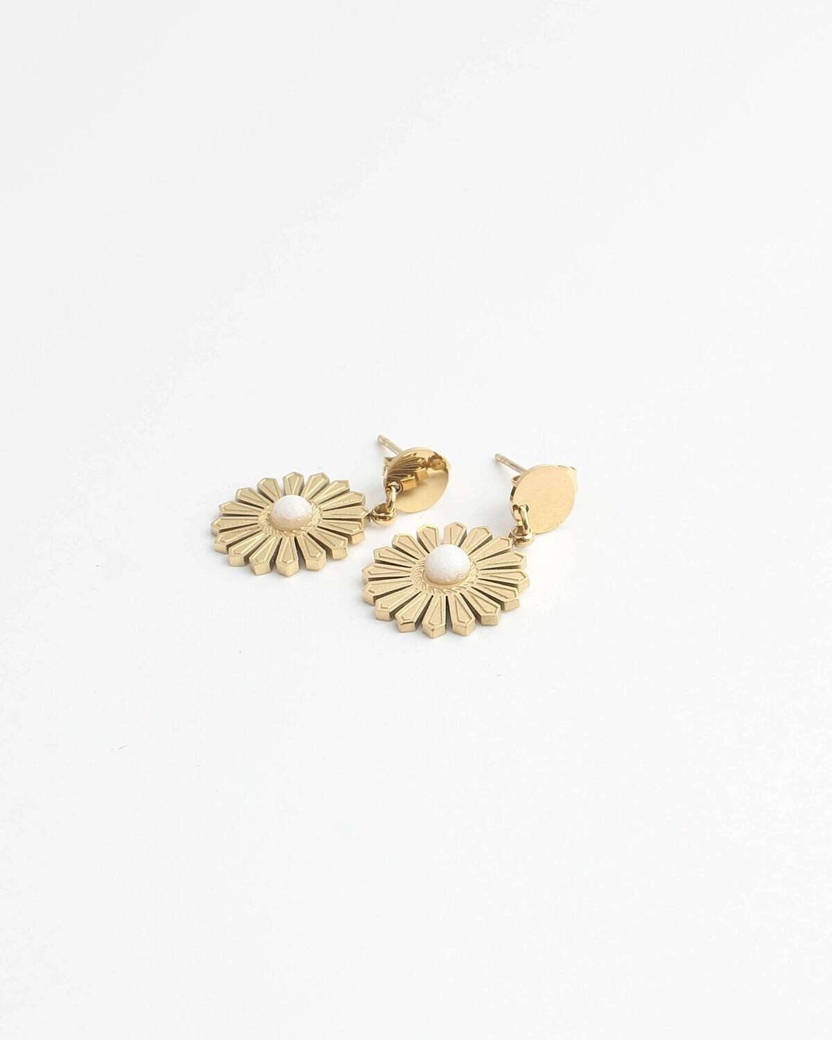 Oorbel &quot;Silke bloem&quot;, Kleur: wit