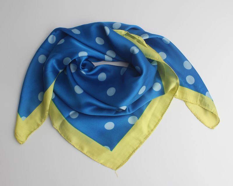 Bandana &quot;Nicola stippen&quot;