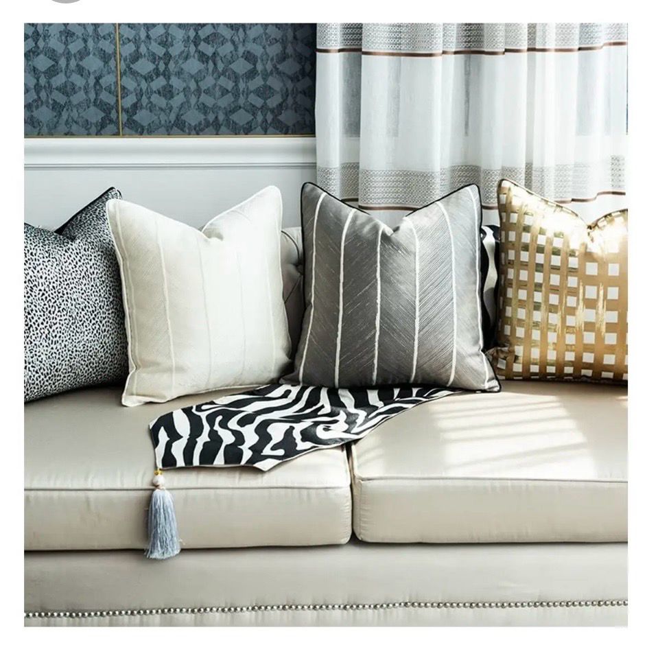Cushion cover غطاء وساده 