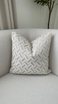  Cushion cover غطاء وسادة