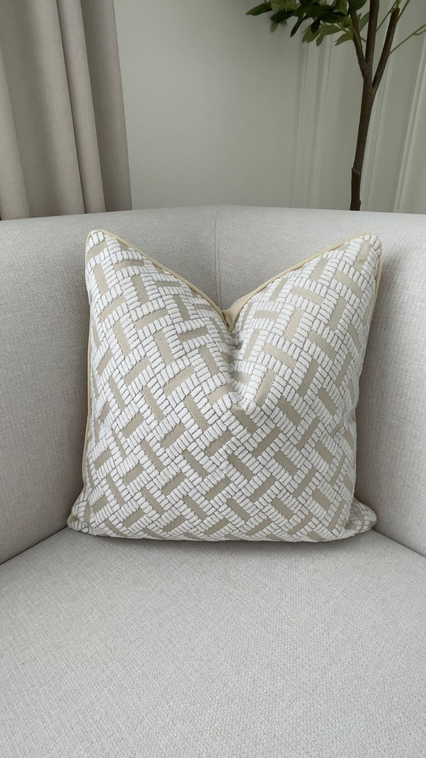  Cushion cover غطاء وسادة