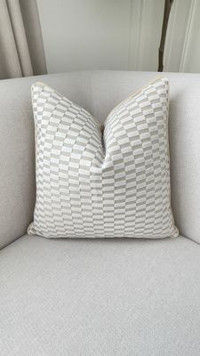  Cushion cover غطاء وسادة