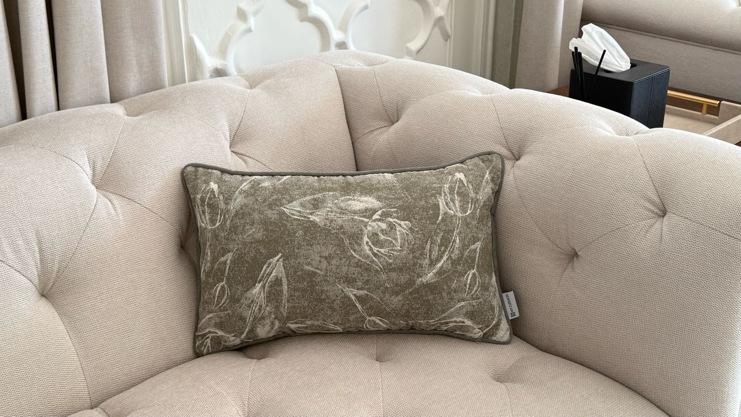 Cushion cover size 50cm * 30cm