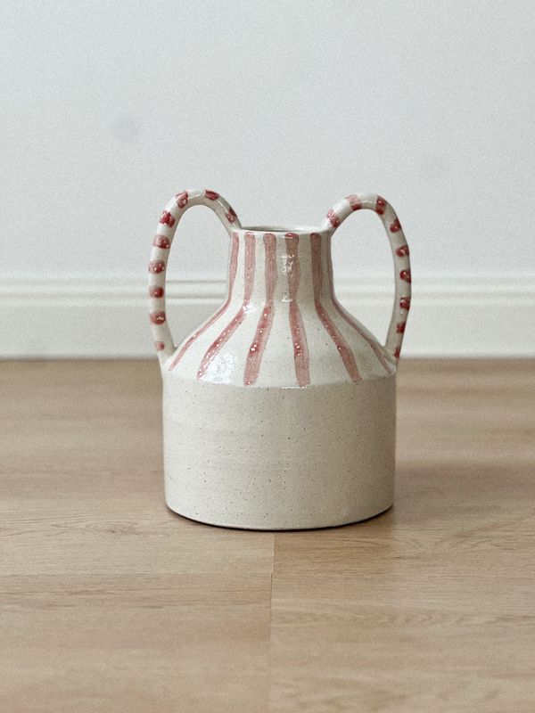 red lines ceramic pot