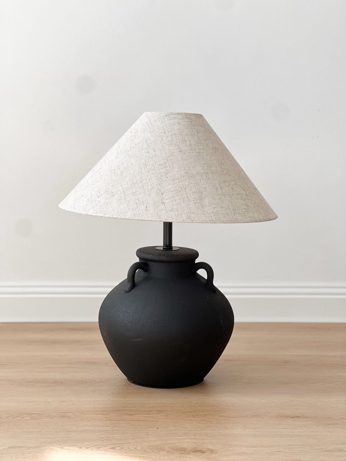 Black Ceramic Table Lamp