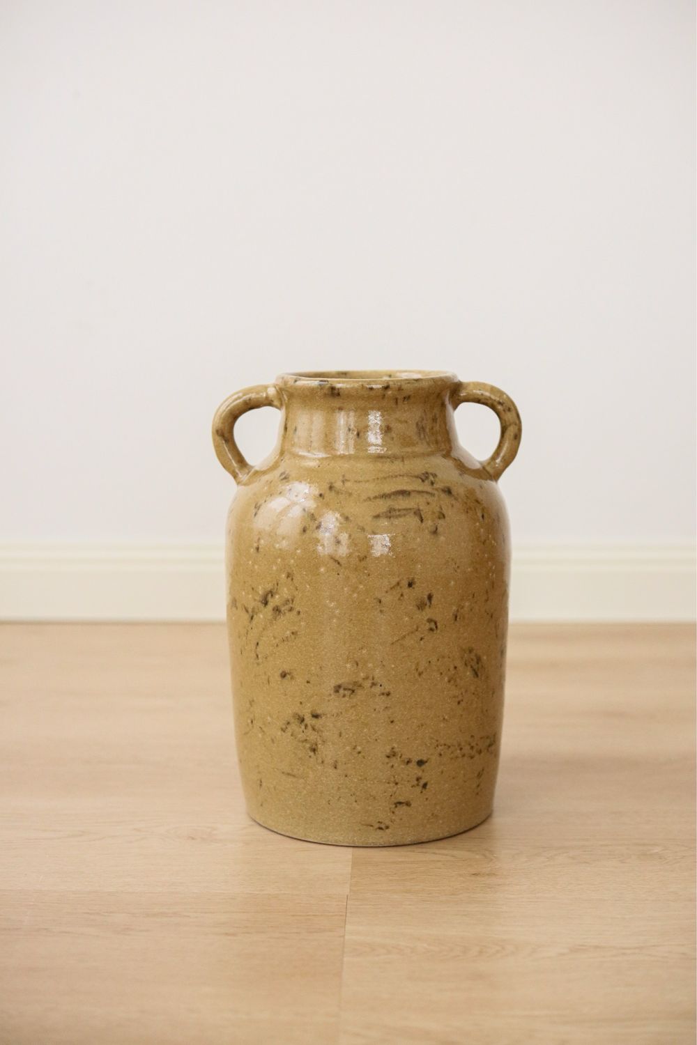 Ceramic Vase (L)