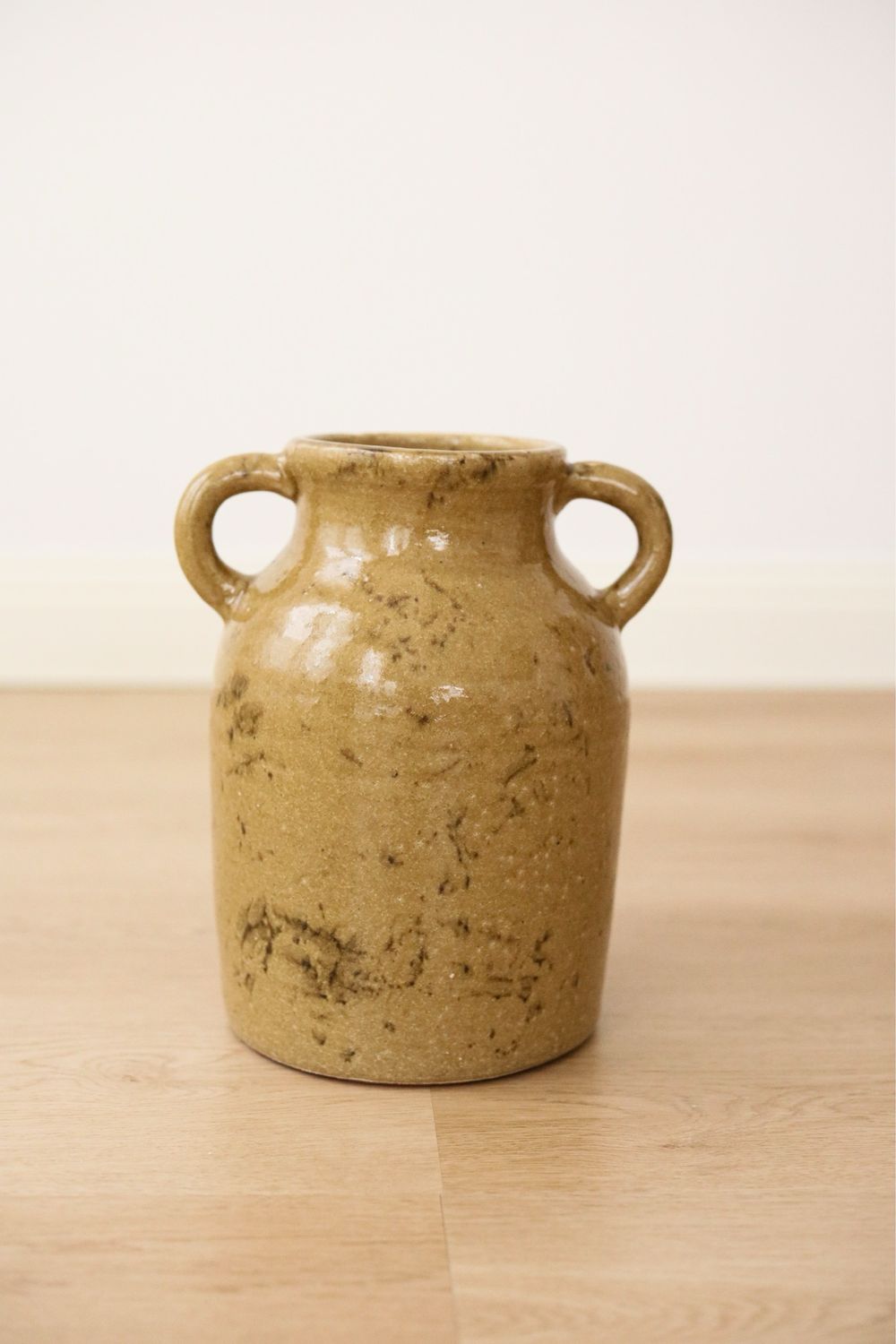 Ceramic Vase (M)