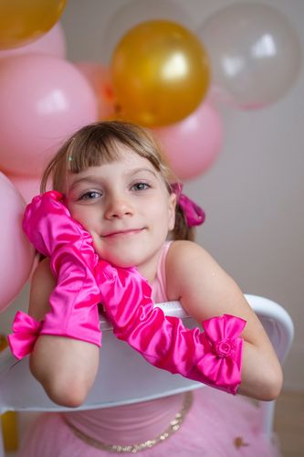 Gants de Princesse avec boucle rose foncé