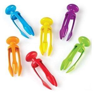 Pince à trois doigts