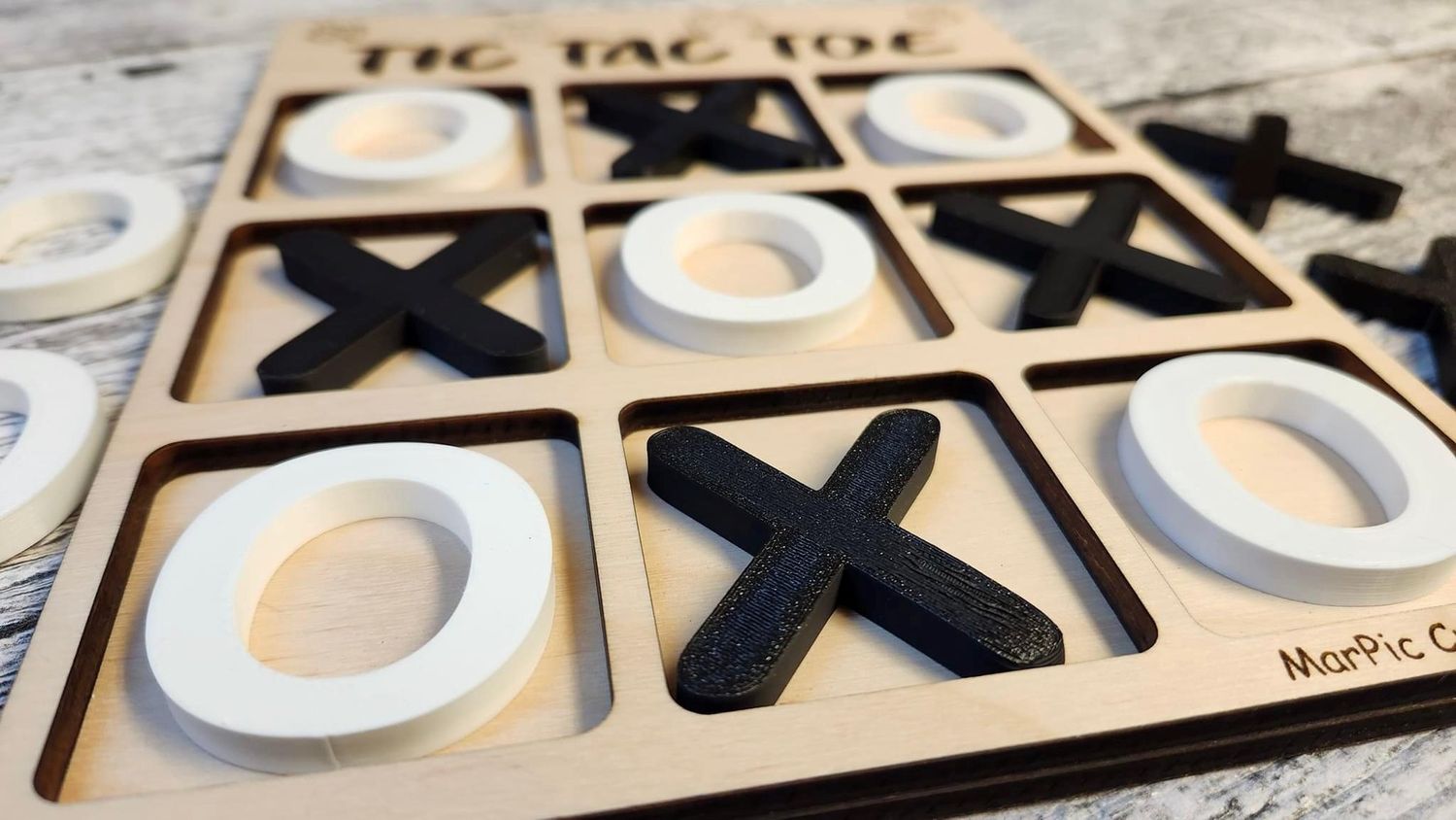 TIC TAC TOE