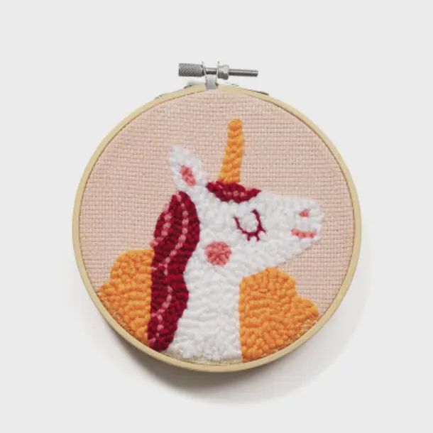 Punch Needle / Licorne