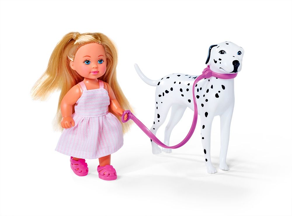 Steffi Love - Jolie promenade avec son chien