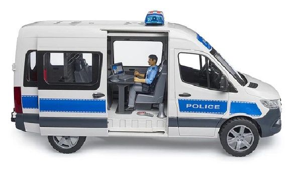 MB Sprinter Police avec policier