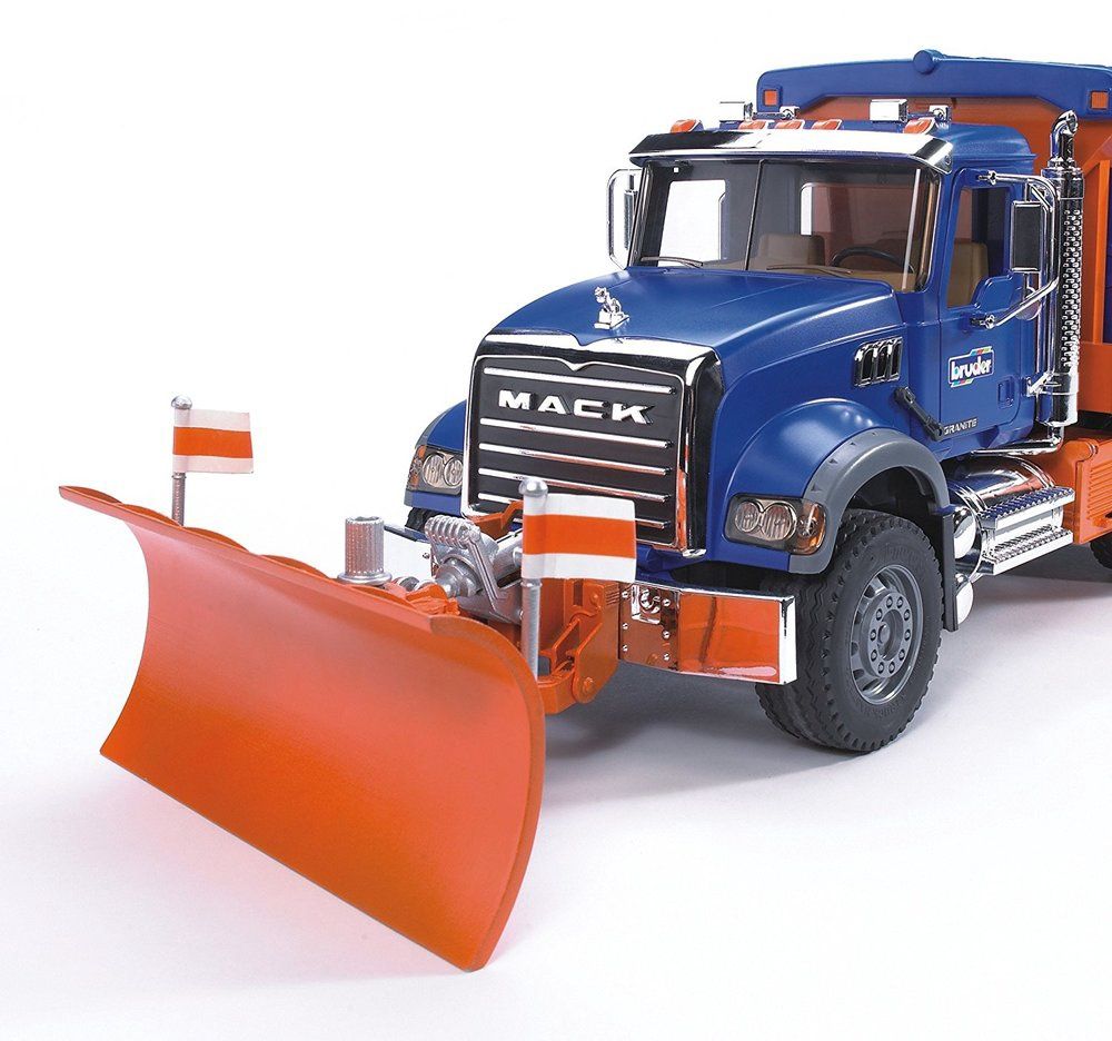 Gratte à neige pour camion Mack et Scania