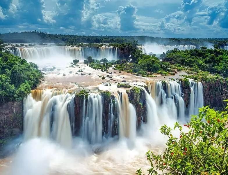 C.T. - Les Chutes d&#39;Iguazu, Brésil (2000 mcx)