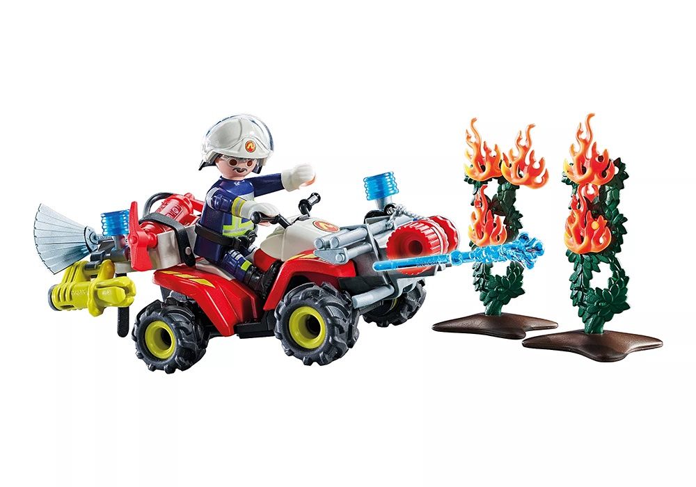 Pompier avec quad et arbustes enflammés