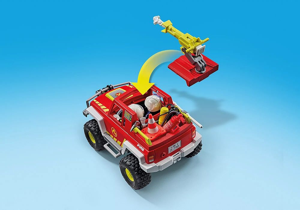 71824 / Véhicule de pompiers avec bidon d&#39;eau