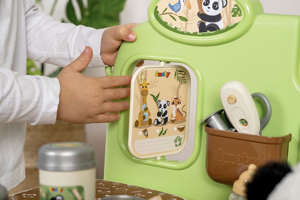 Centre de vétérinaire Panda et 19 accessoires