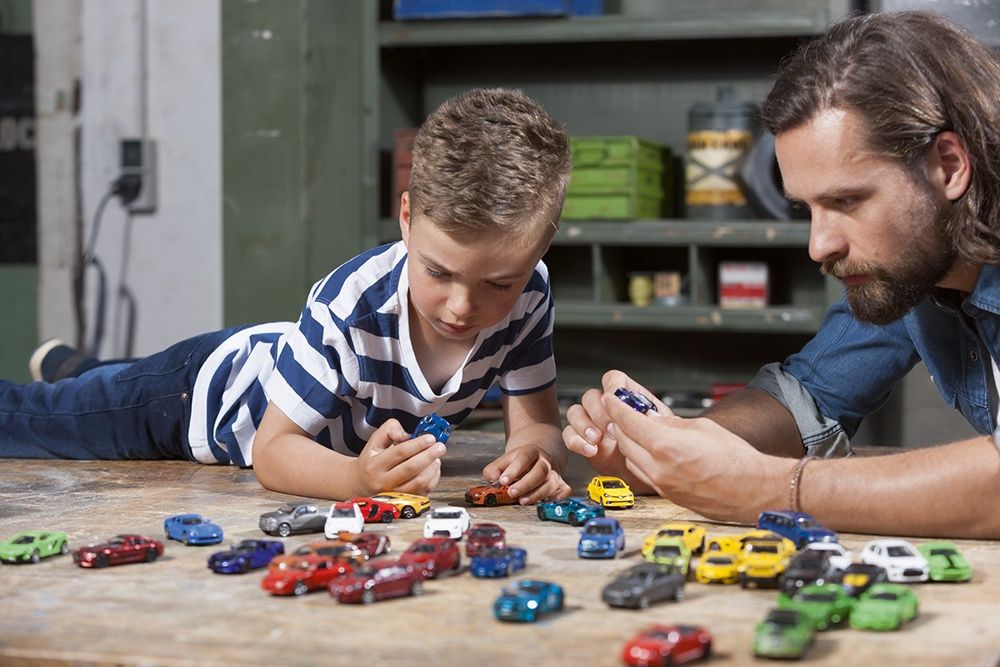 Majorette / Voiture Premium (1:64)
