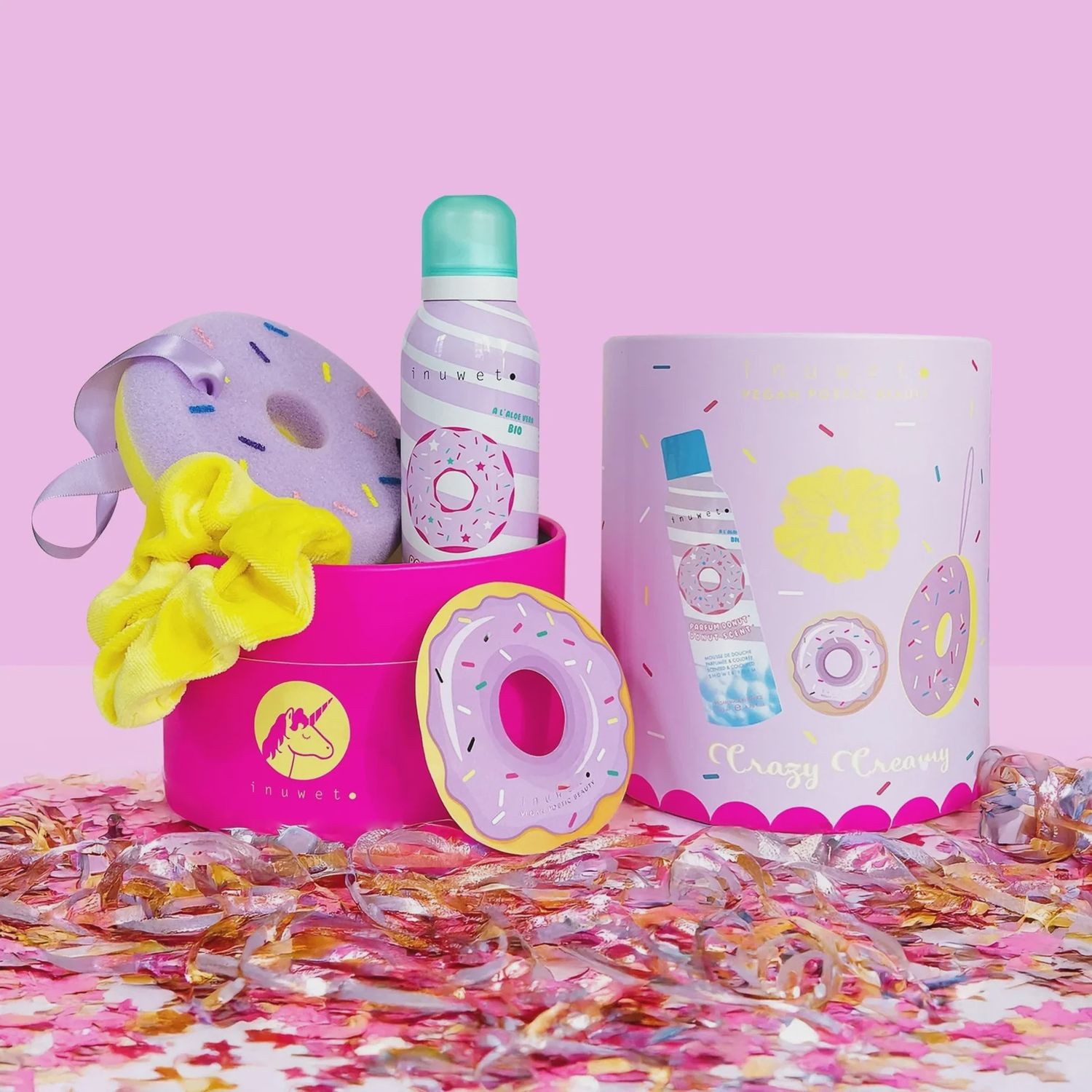 Coffret mousse de douche et accessoires / Beigne