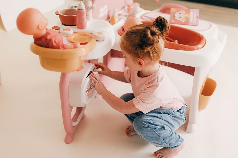 Baby Nurse / Grande maison des bébés