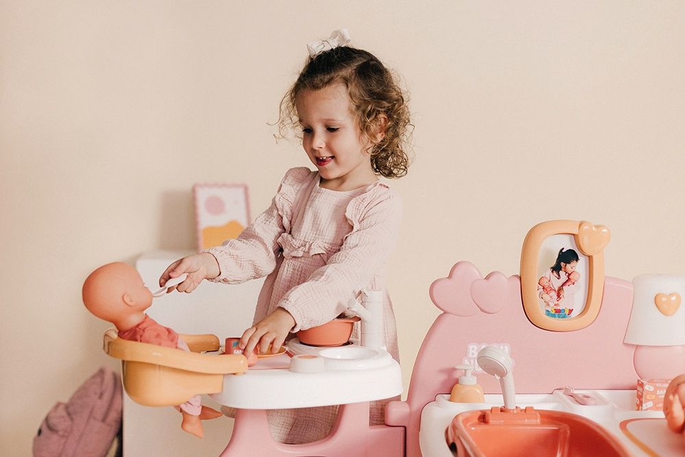 Baby Nurse / Grande maison des bébés