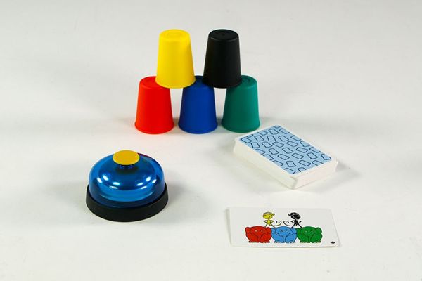 Speed Cups - Les Gobelets En Folie (Fr)