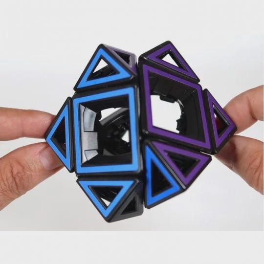 Hollow Skewb cube